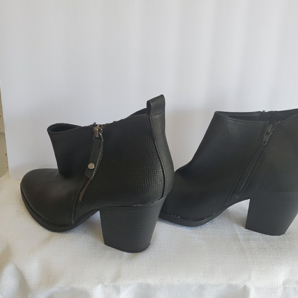 Ankle boots